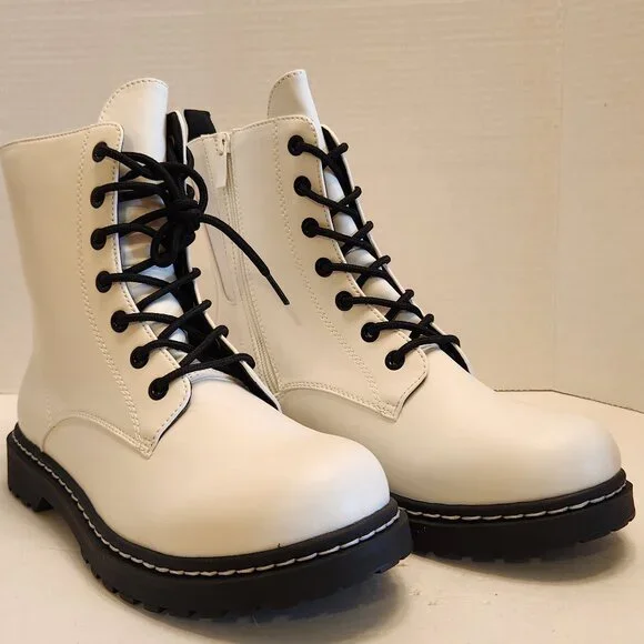 Torrid Size 10 "Stevie" White Chunky Combat Boot Black Sole & Black Laces NIB - Picture 5 of 14